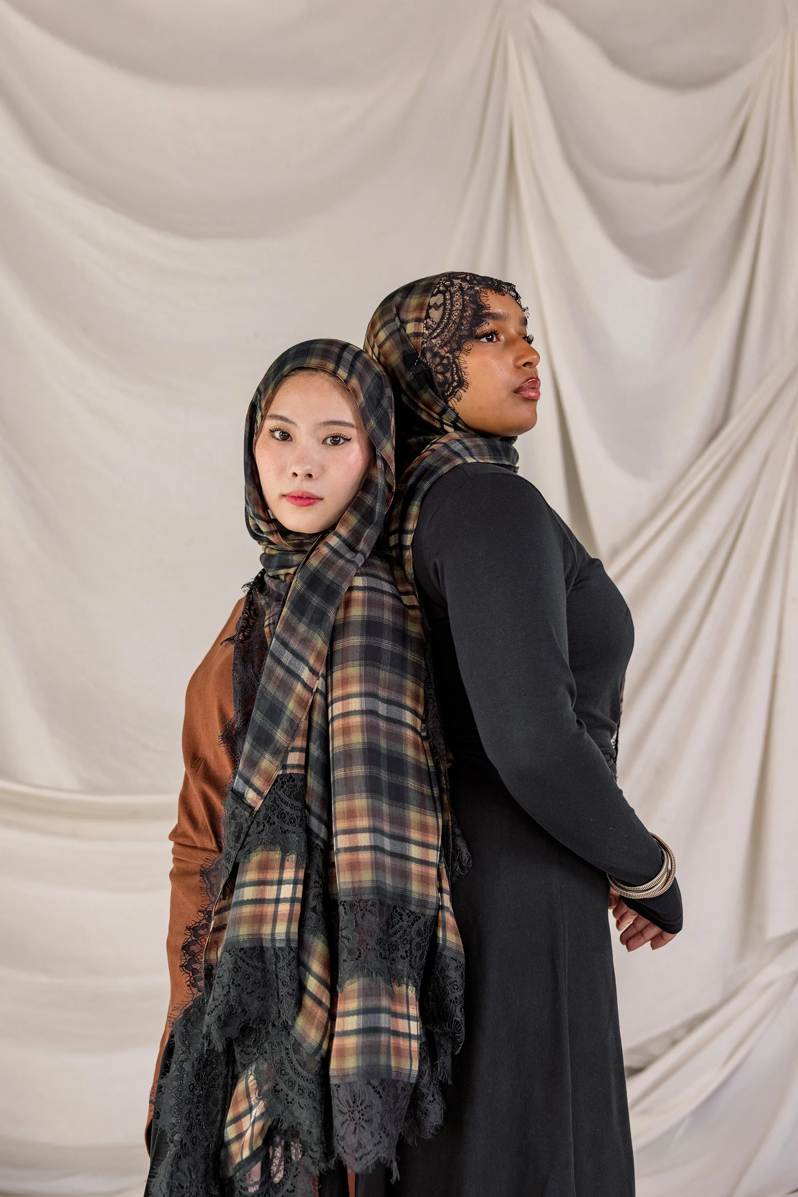 Black Chantilly Plaid - Image 4