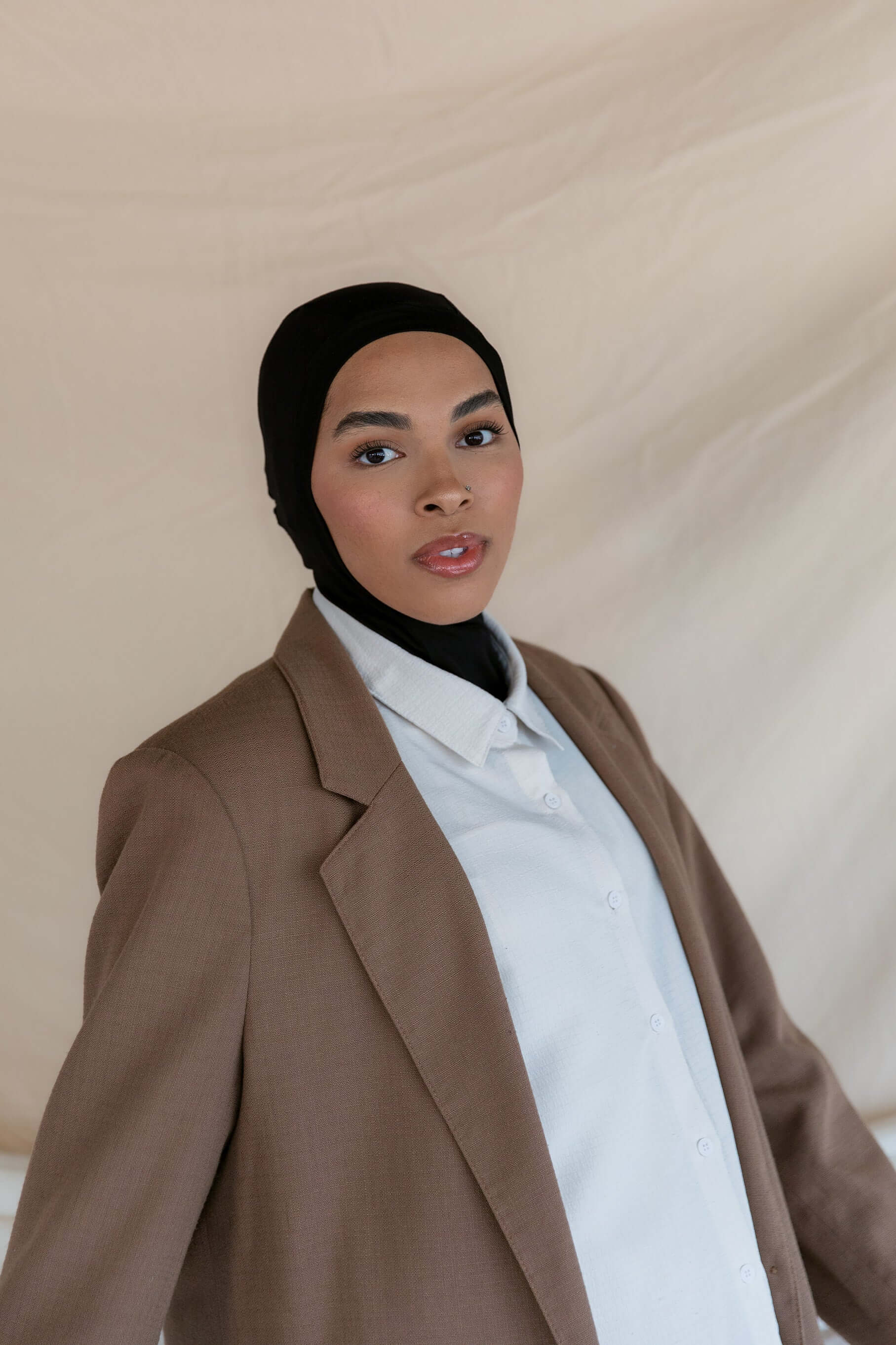 Black Contour Hijab