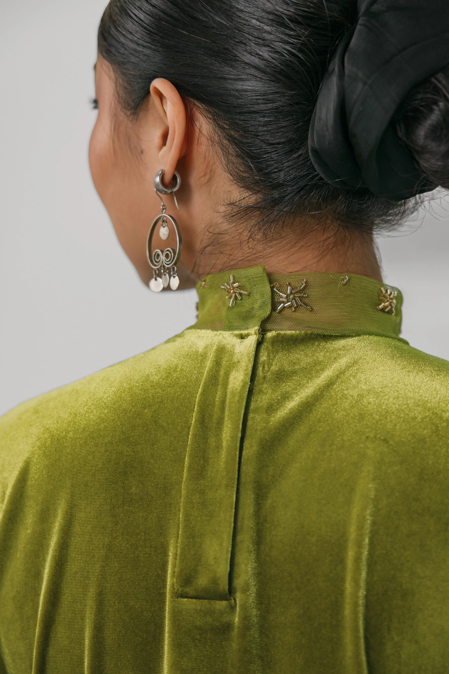 Celestial Contrast Dress Chartreuse - Image 3