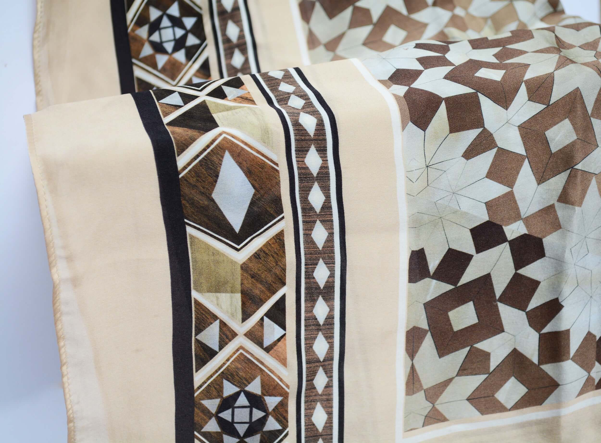 Damasq Silk Square - Image 7