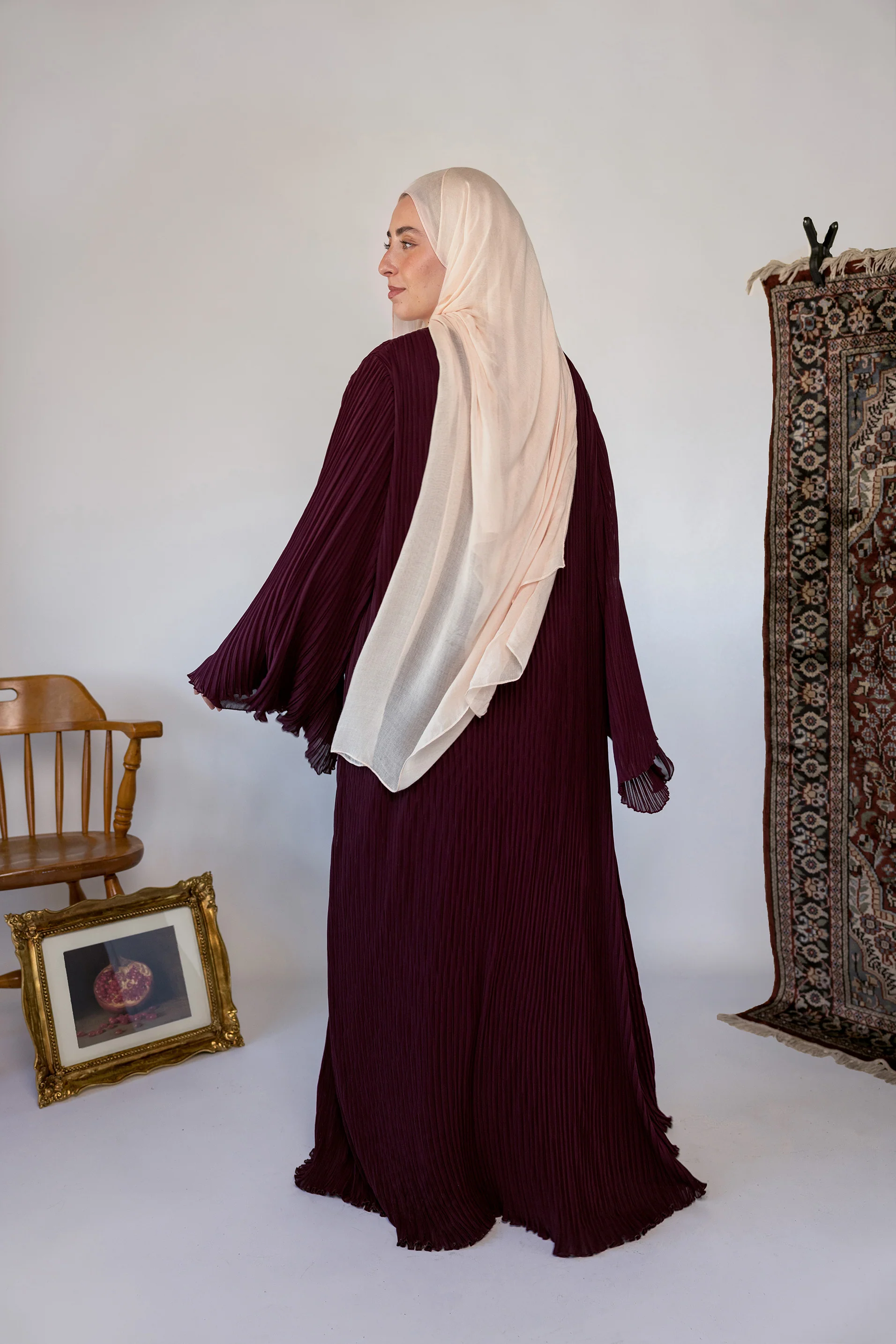 Deep Berry Pleated Abaya - Image 3