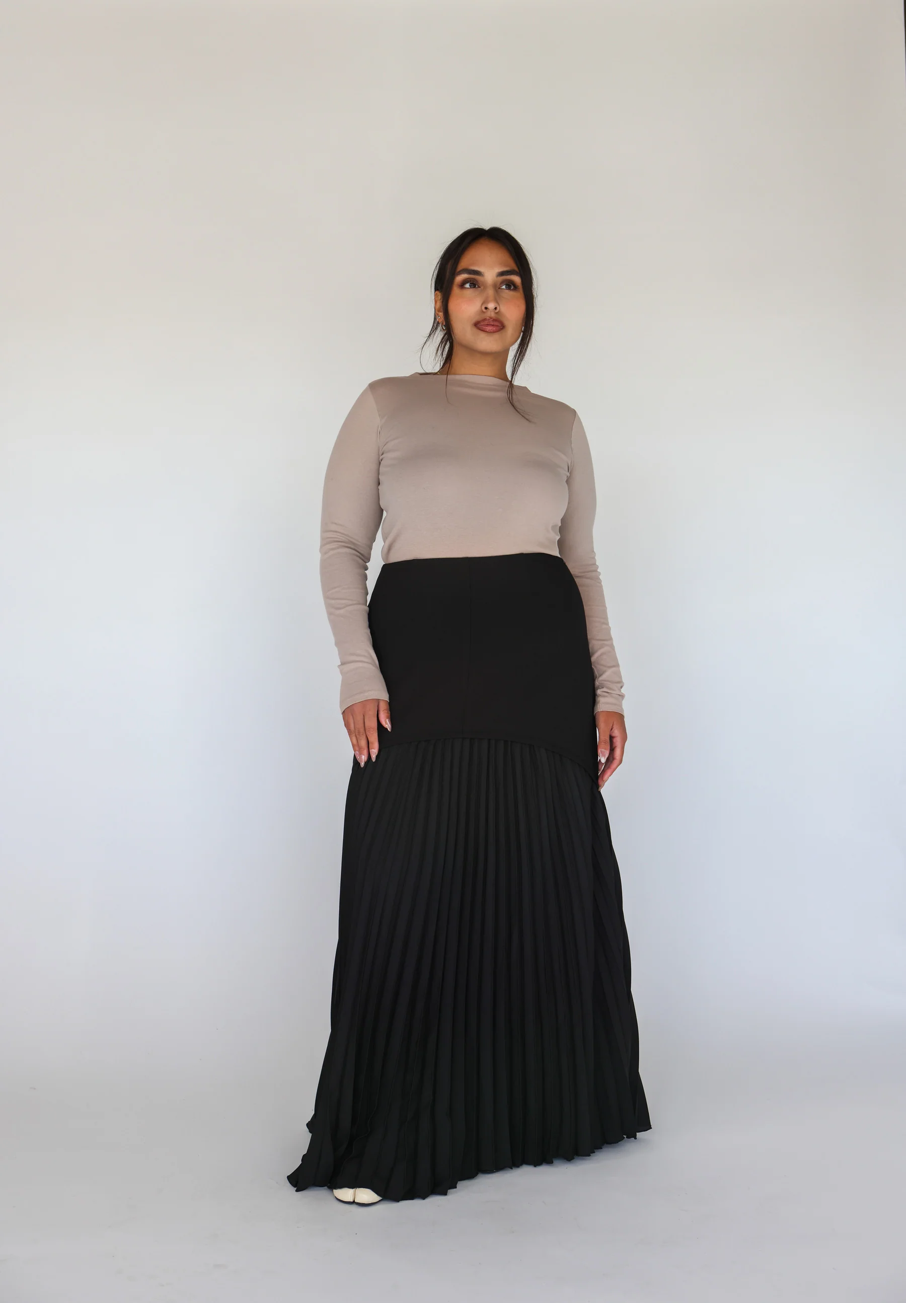 Pleated Drop Waist Skirt Black - Image 7