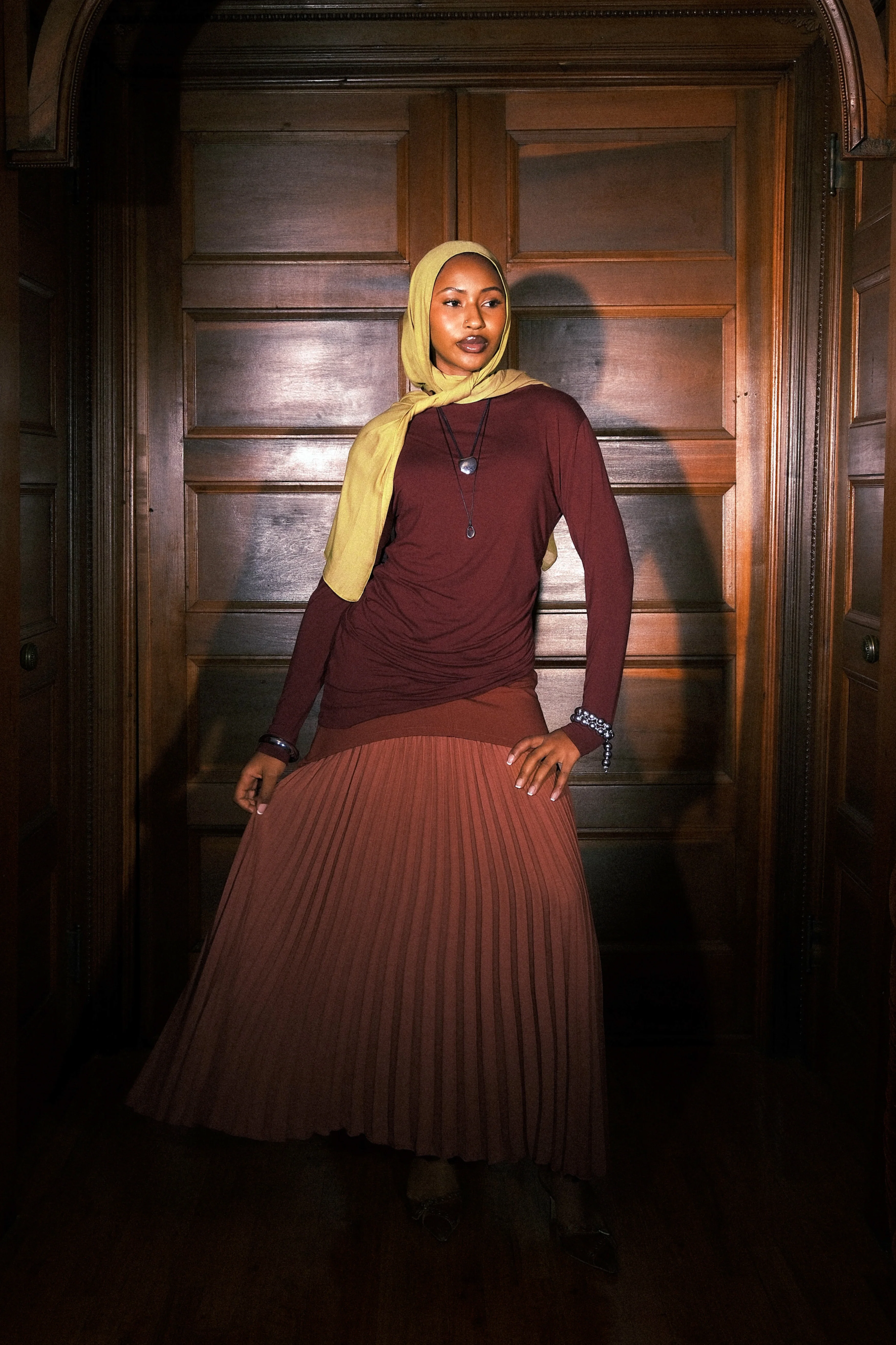Pleated Drop Waist Skirt Rouge - Image 7