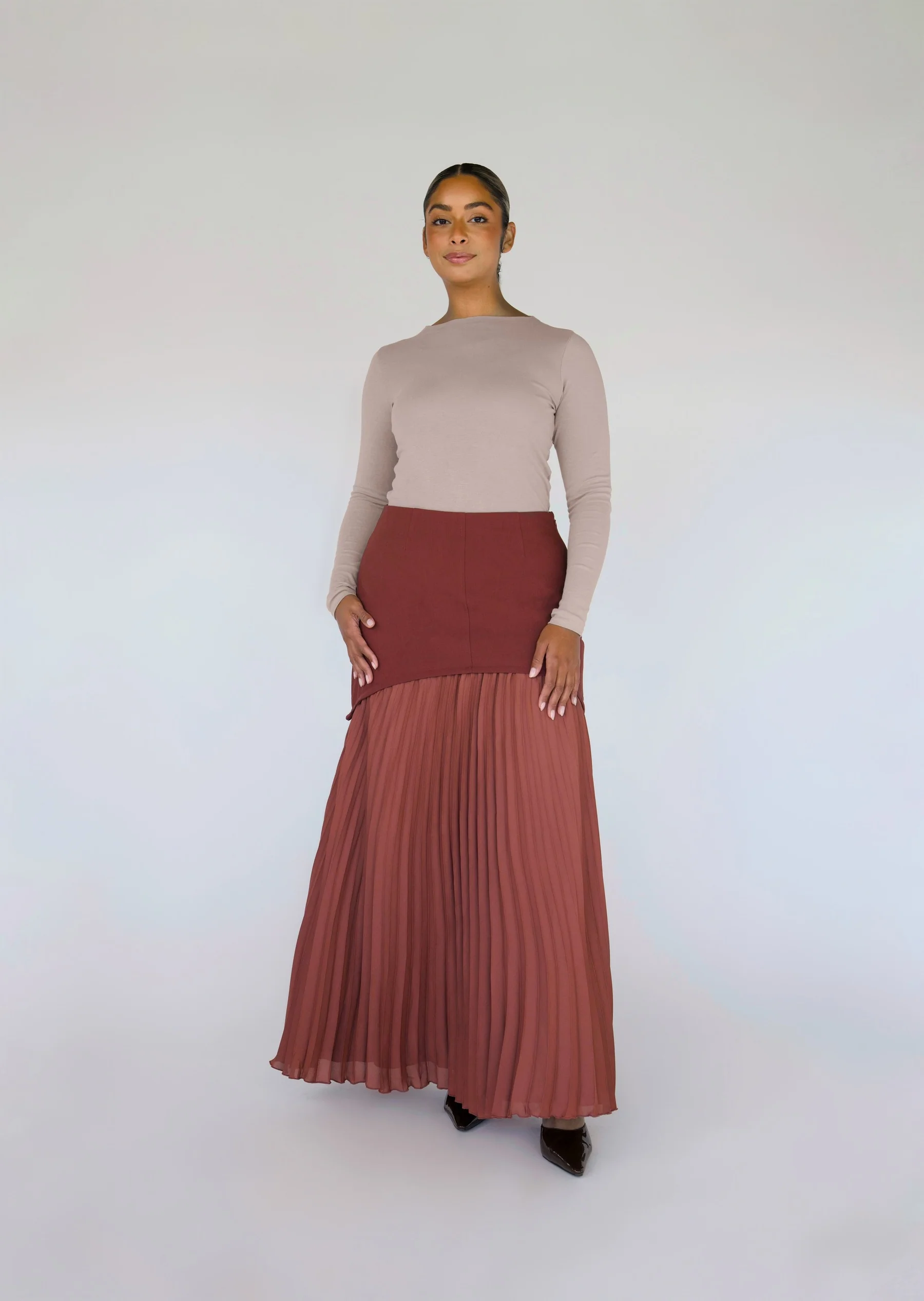 Pleated Drop Waist Skirt Rouge - Image 8