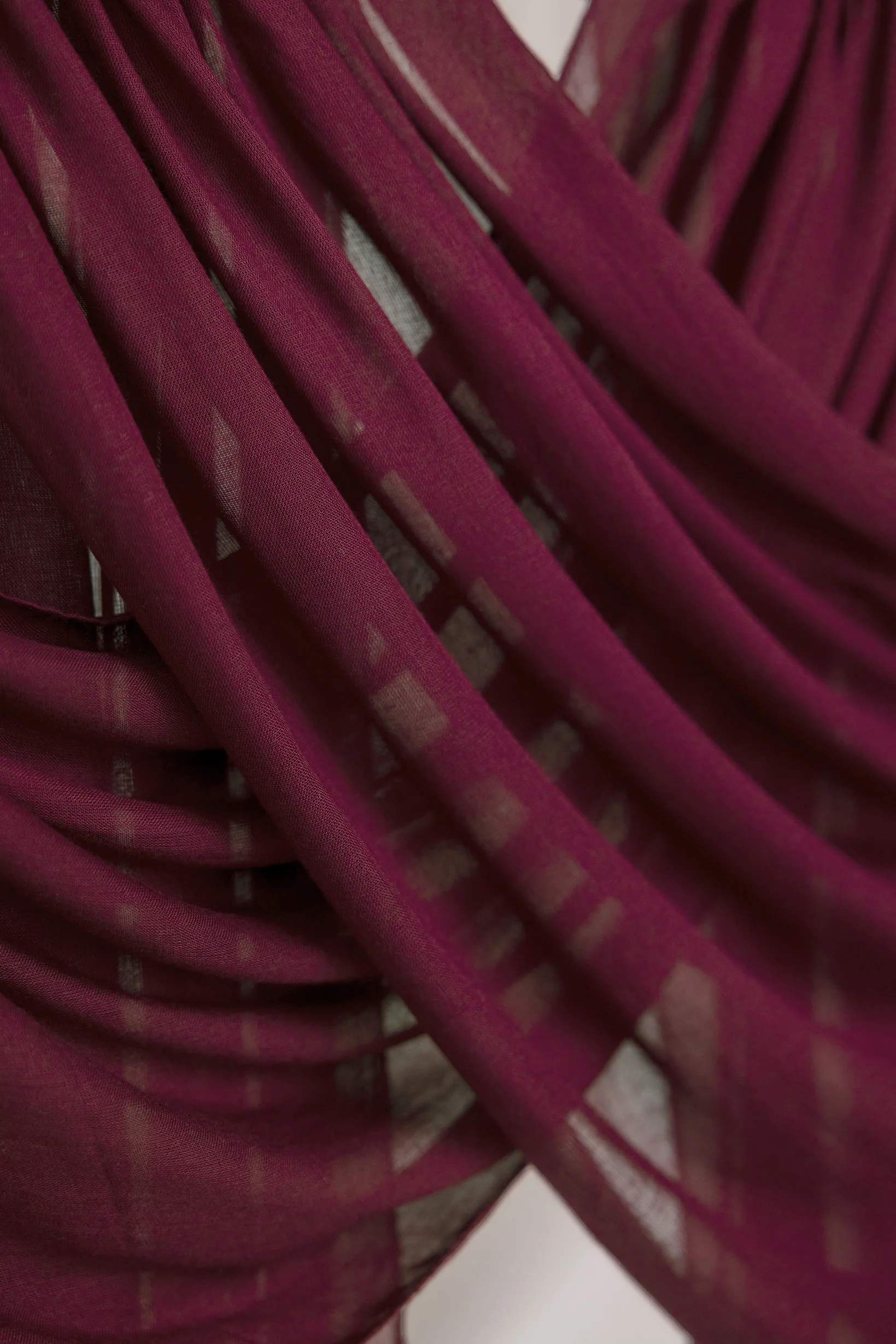 Maroon - Image 3