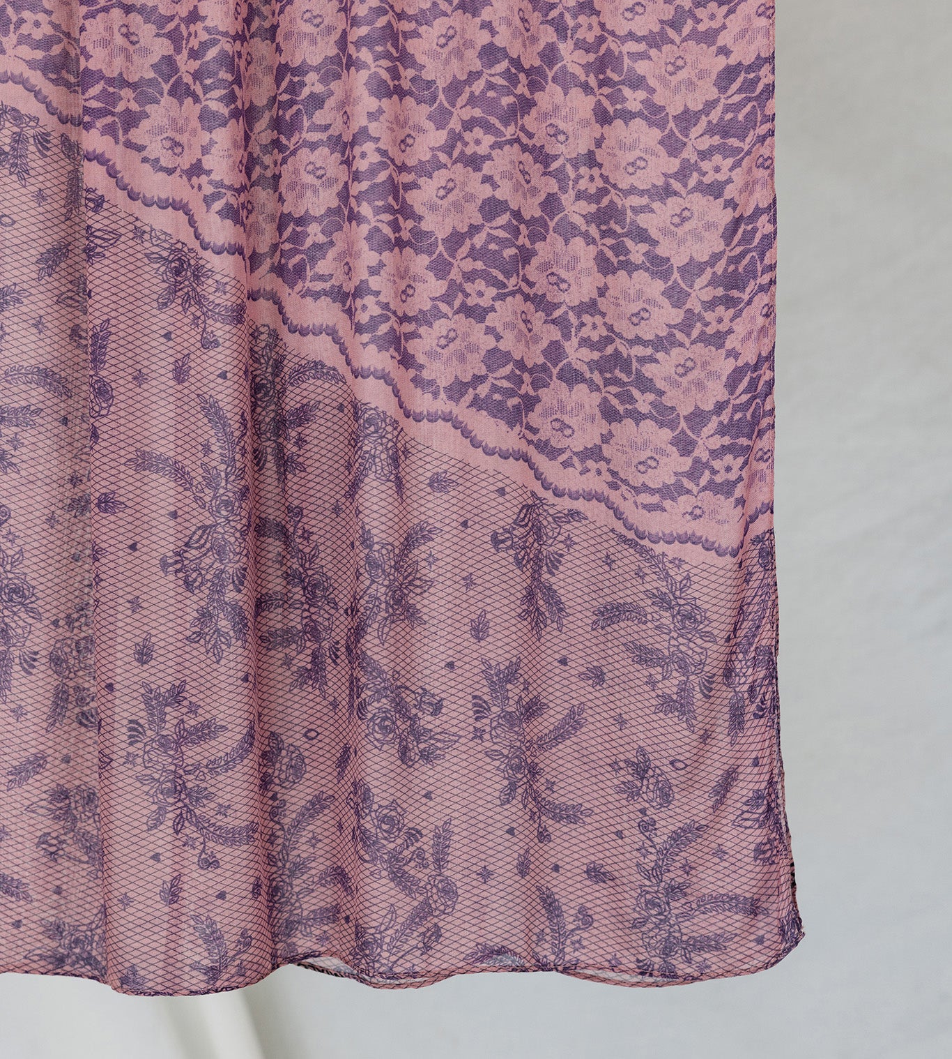 Mauve Lace - Image 3