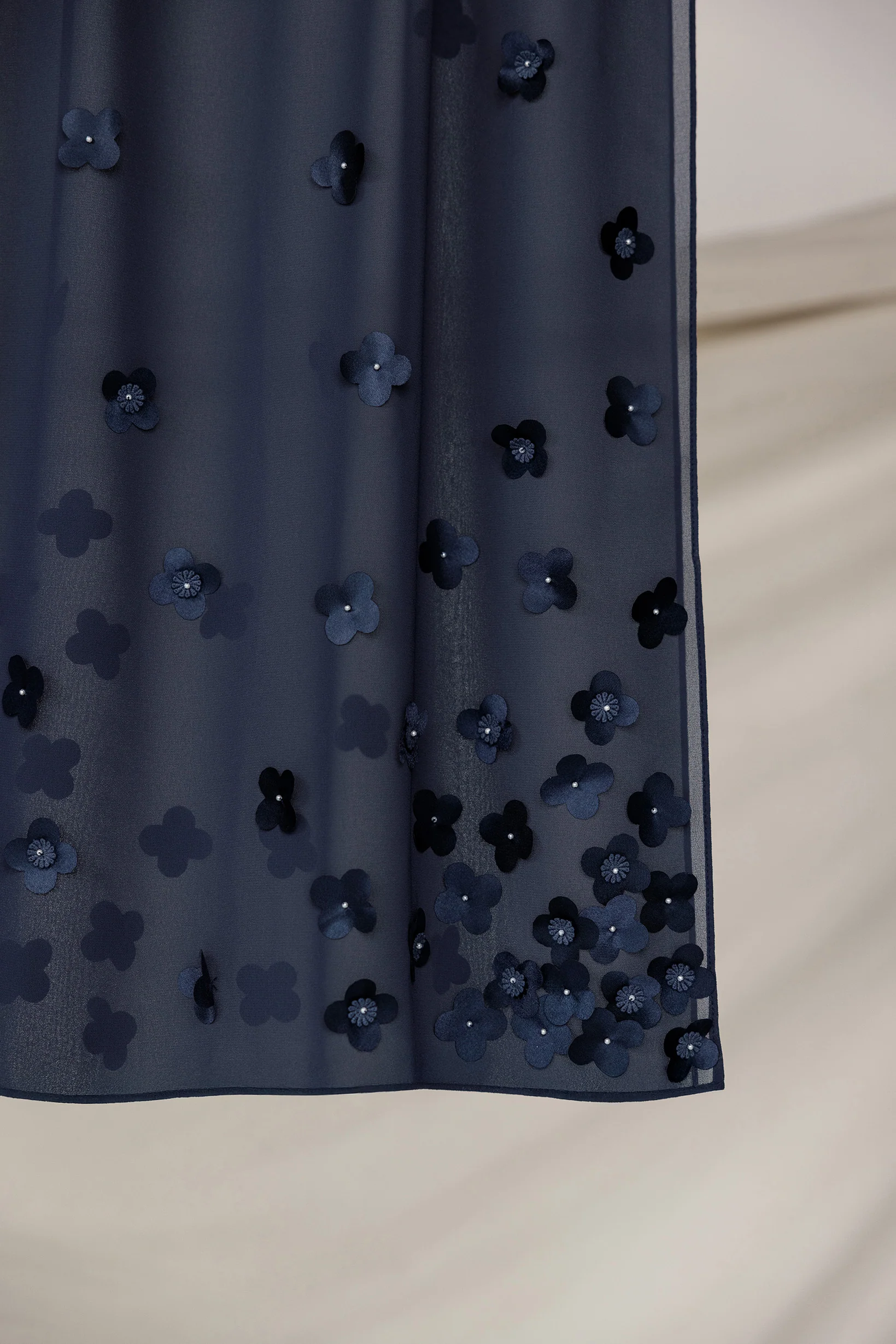 Navy Petals - Image 4