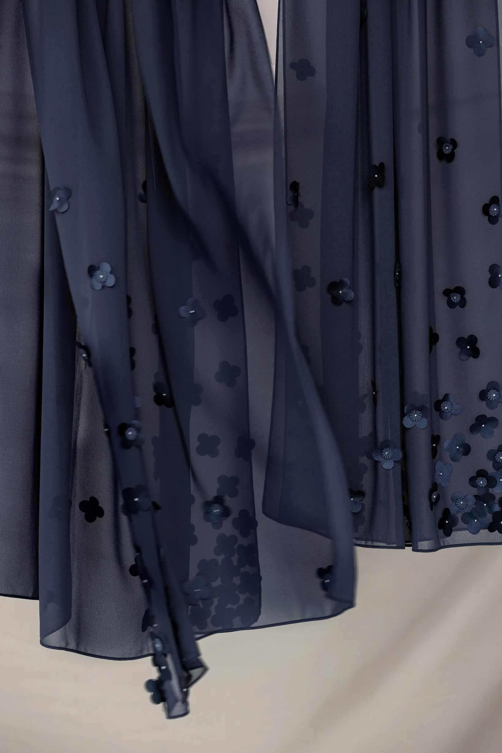 Navy Petals - Image 5