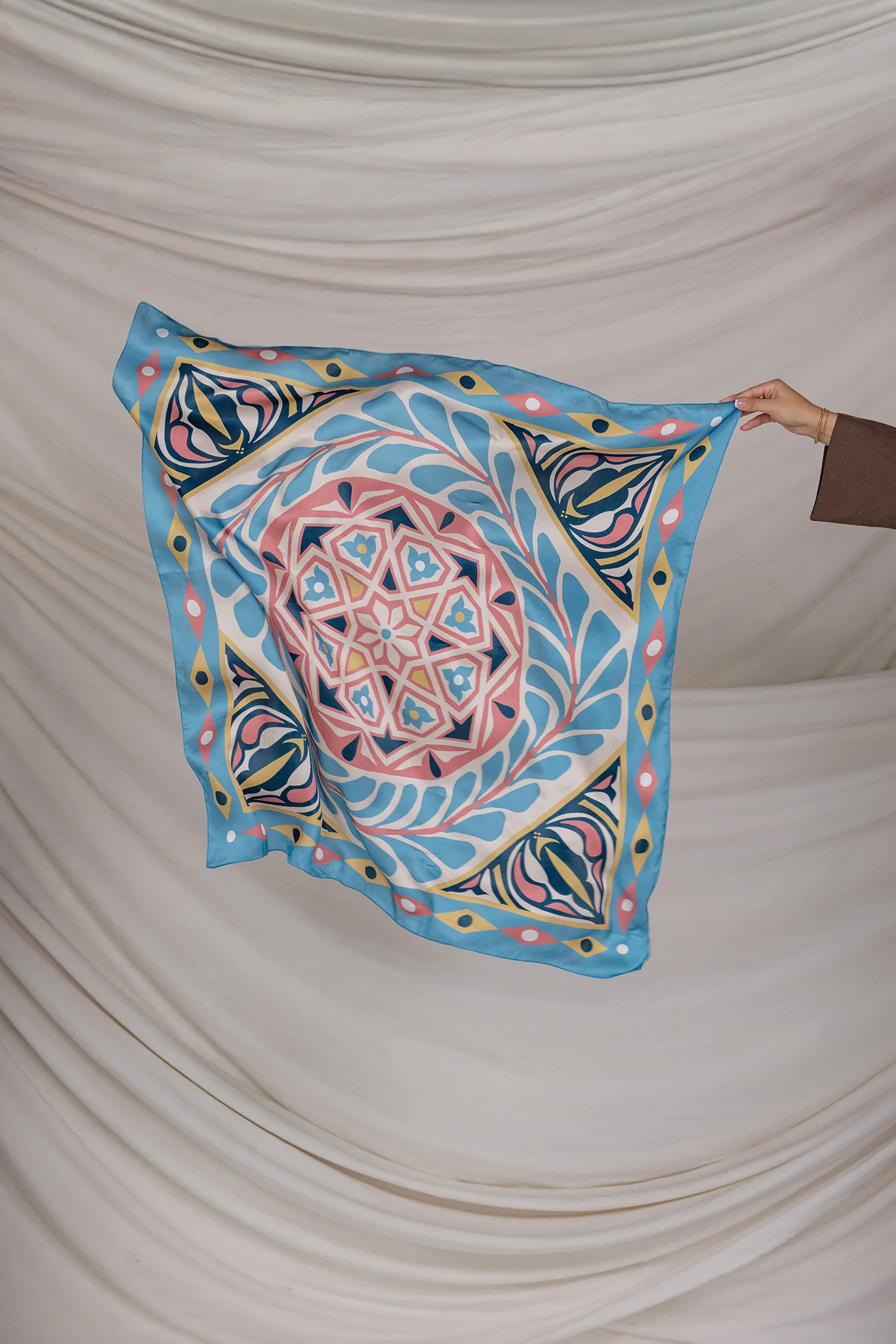 Om Al Dunya Silk - Image 5