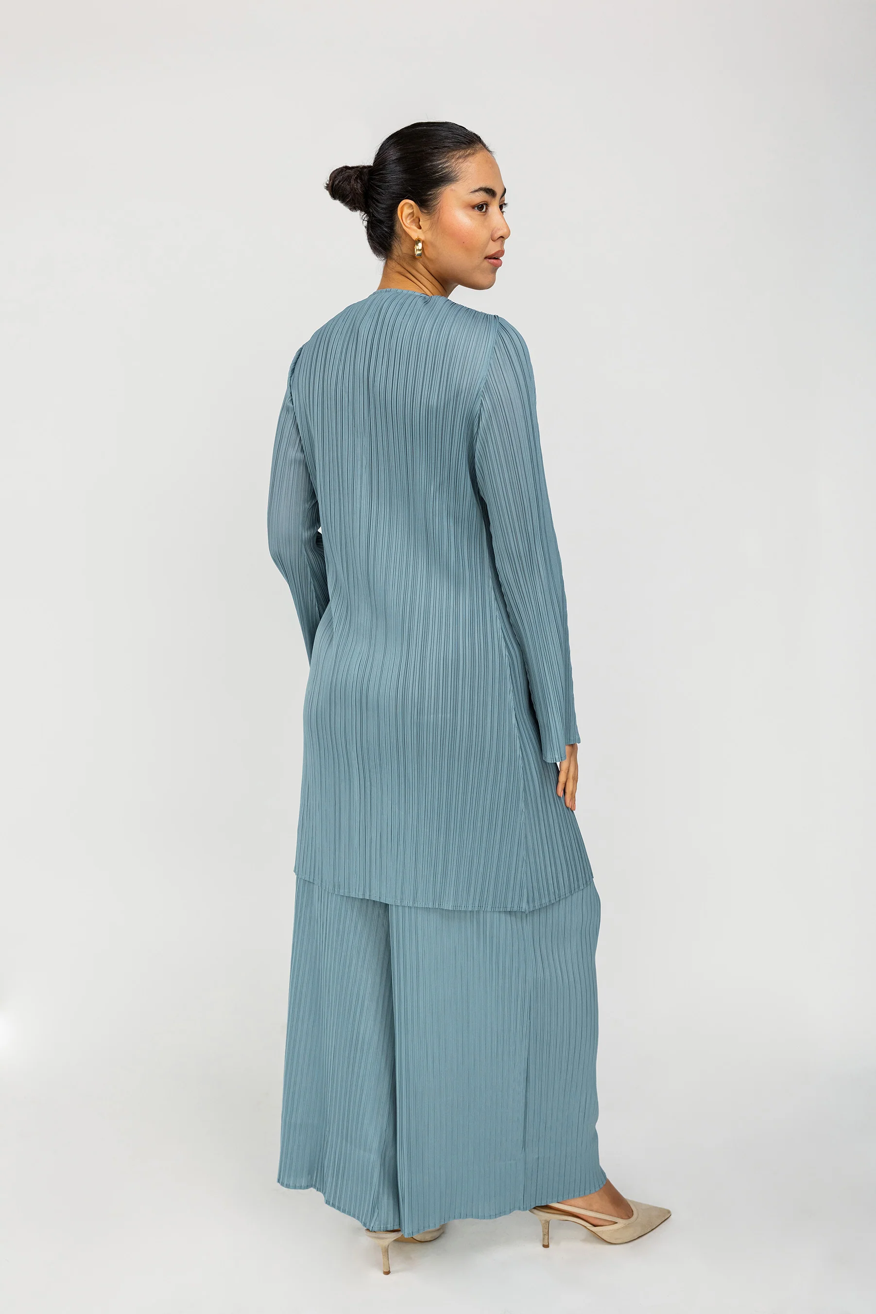 Pleated Cardigan - Image 4