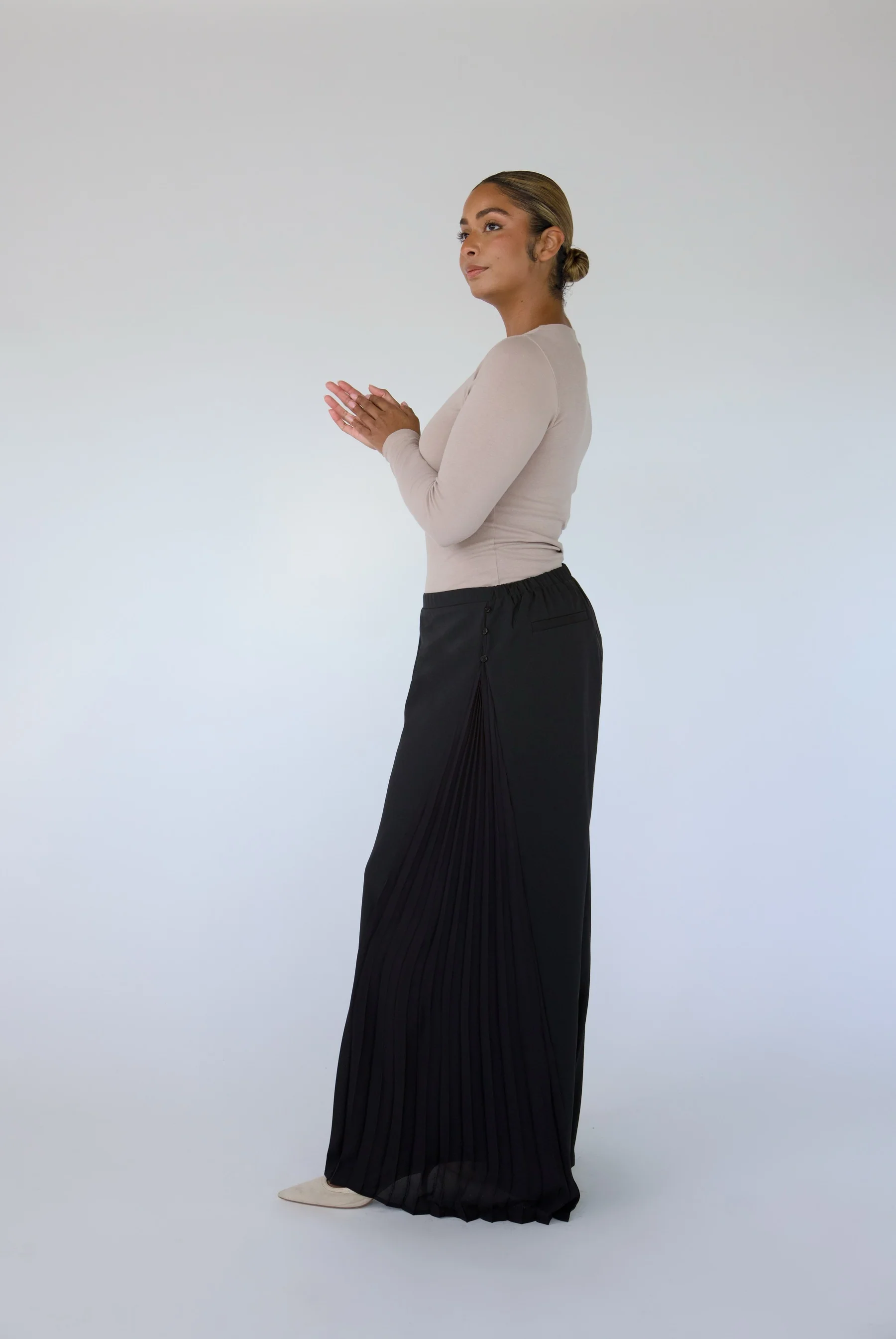 Pleated Self Contrast Pant Black - Image 5