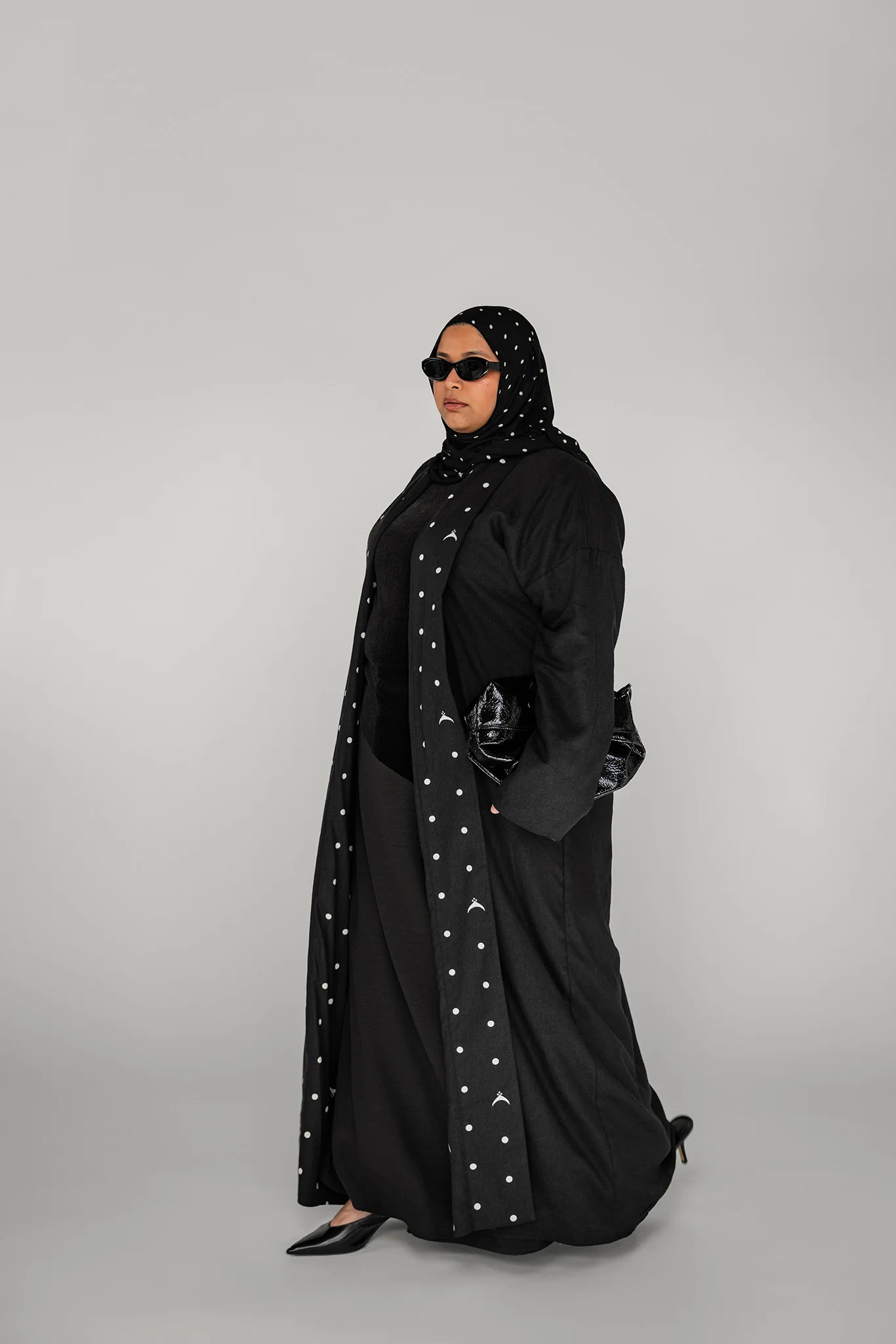 Polka Dot Reversible Abaya - Image 10