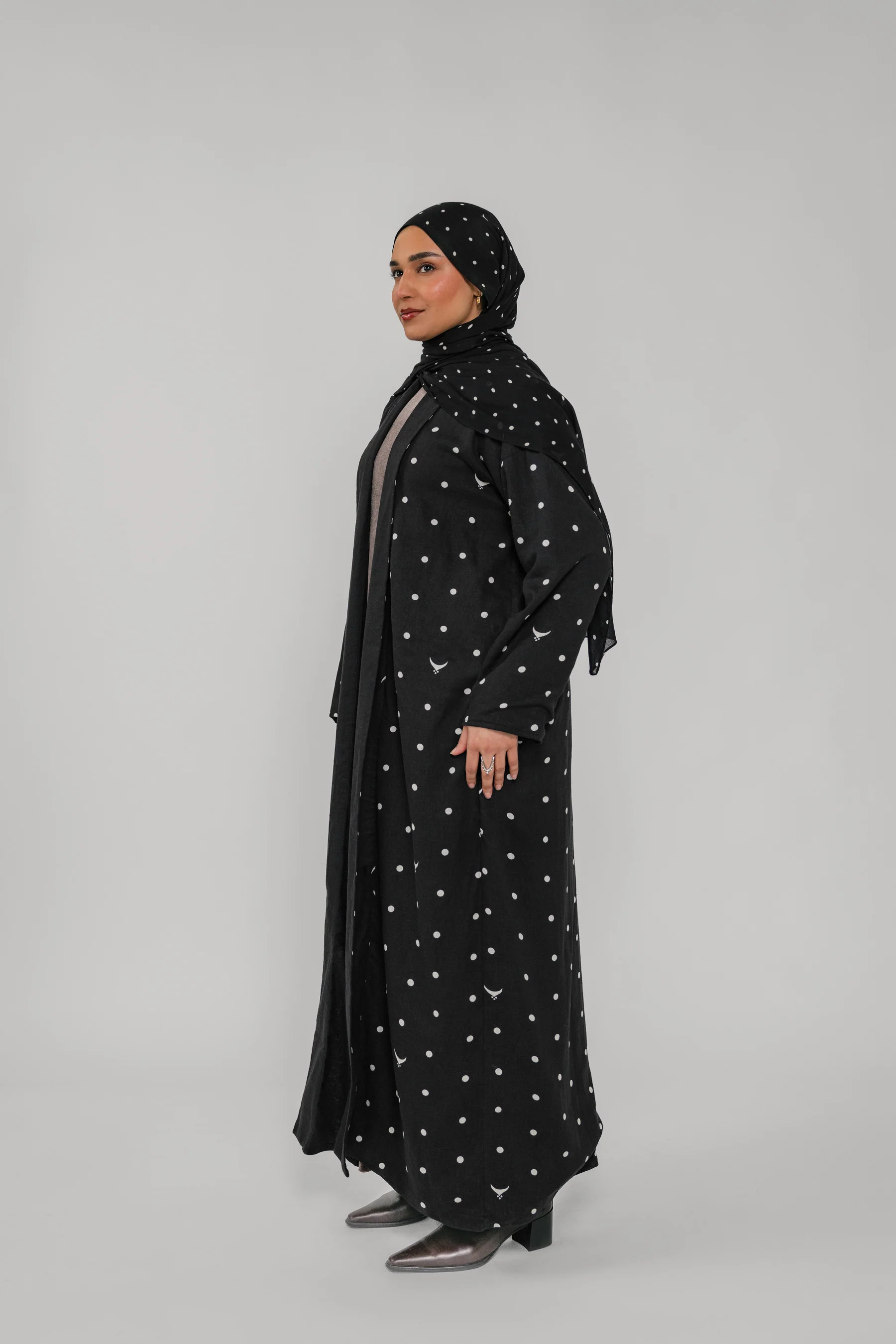 Polka Dot Reversible Abaya - Image 6