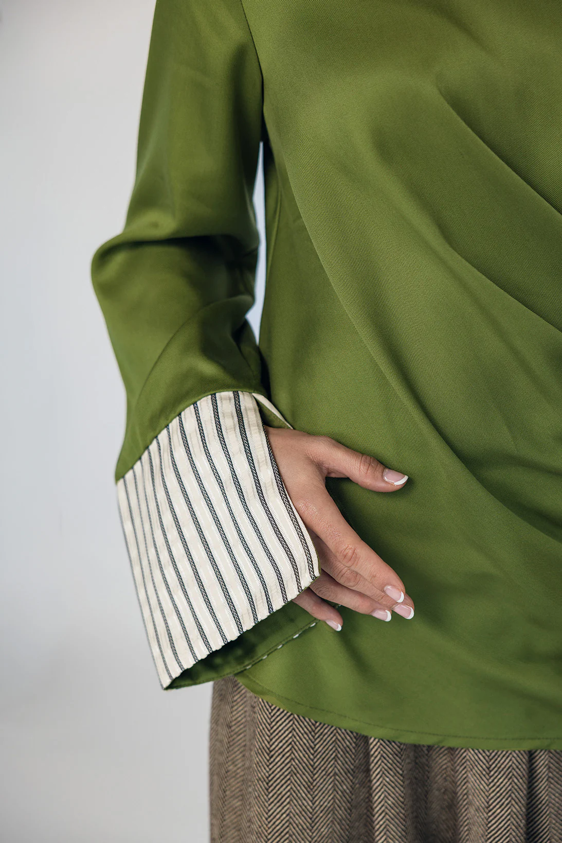 Saya Draped Top Moss - Image 6
