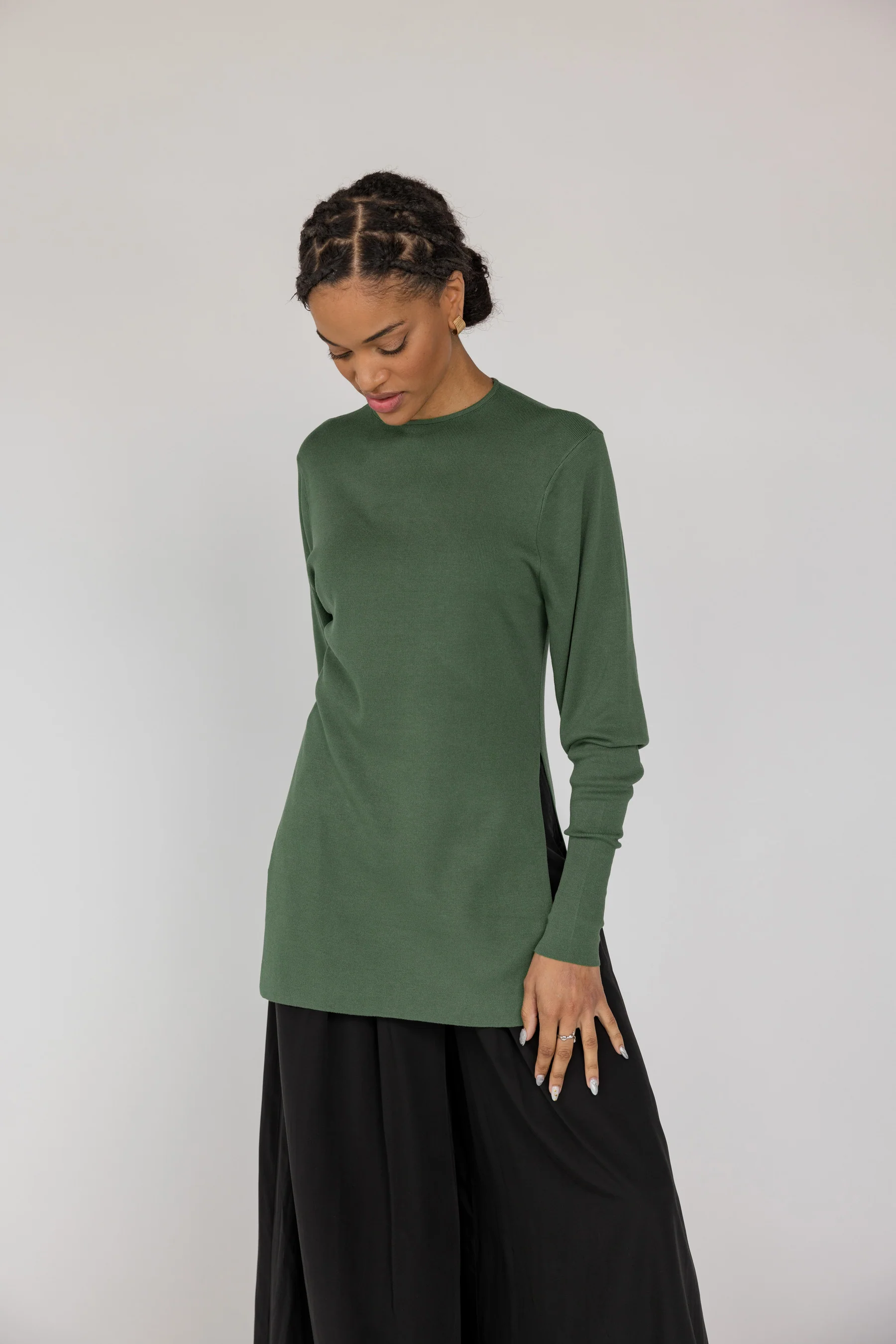 Side Slit Top Olive - Image 3