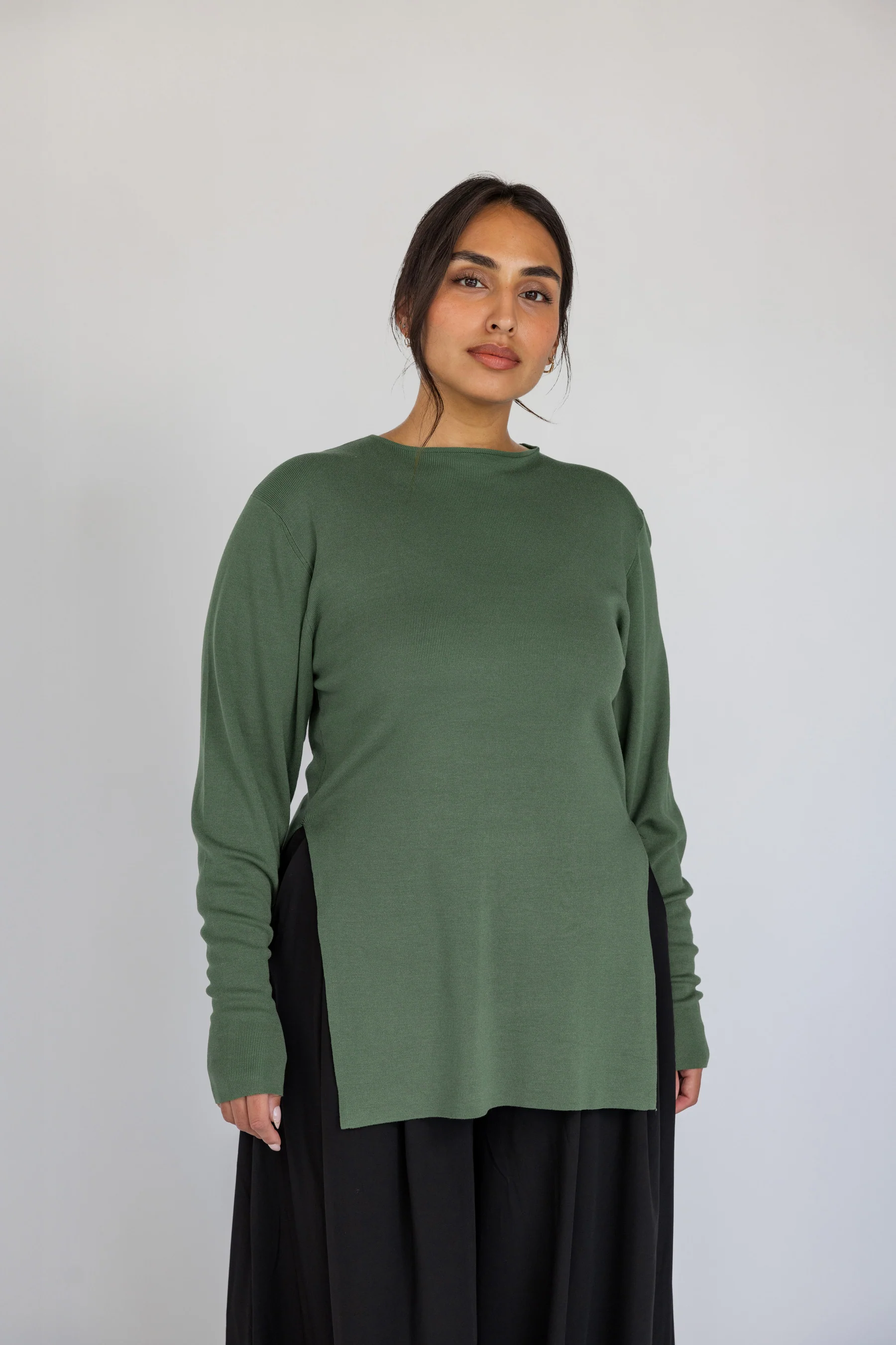 Side Slit Top Olive - Image 8