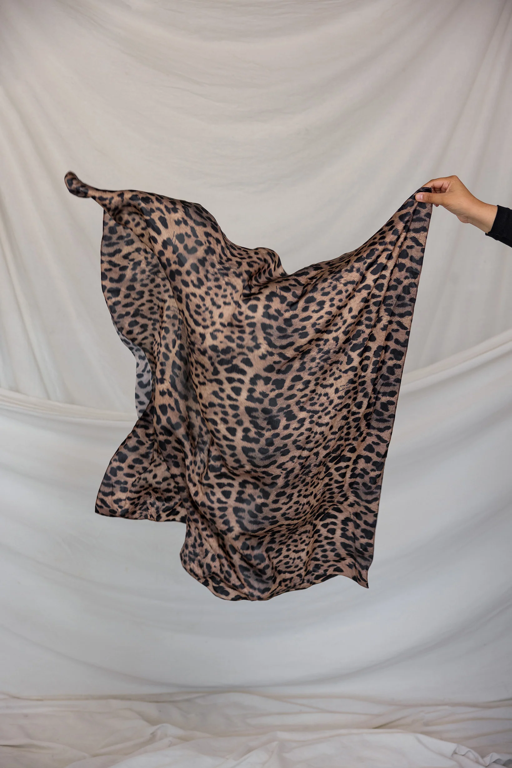 Leopard Silk - Image 3