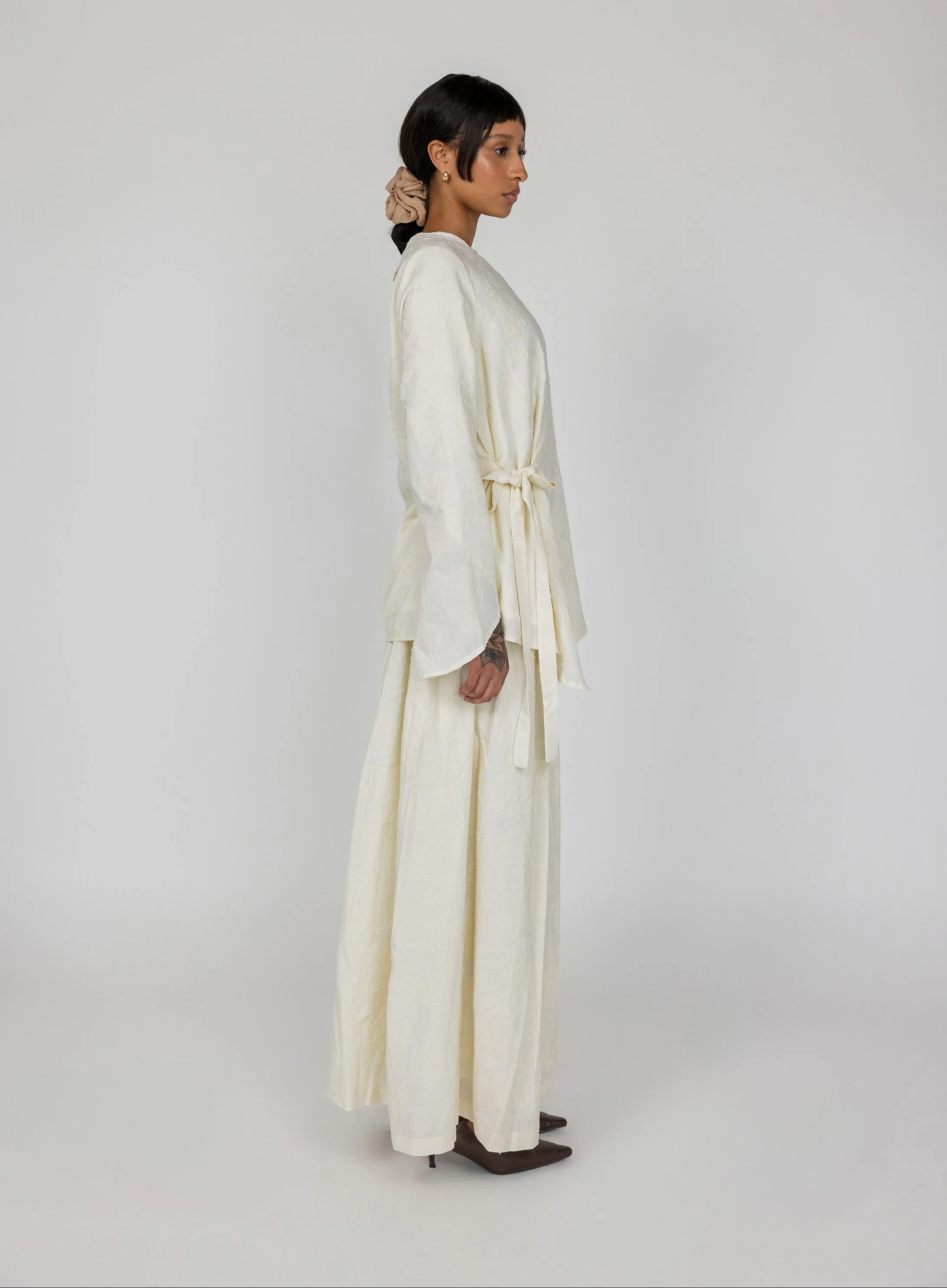 Textured Smocked Waist Skirt - Image 4