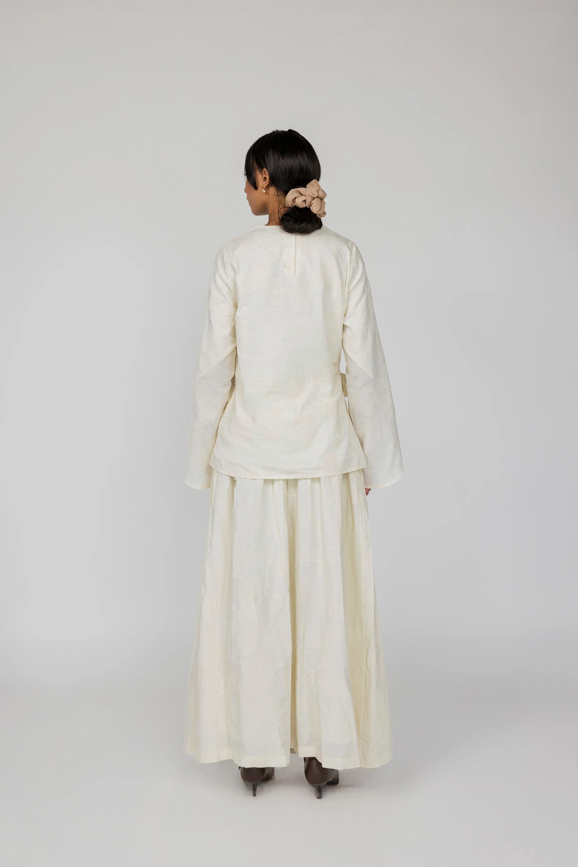 Textured Smocked Waist Skirt - Image 6