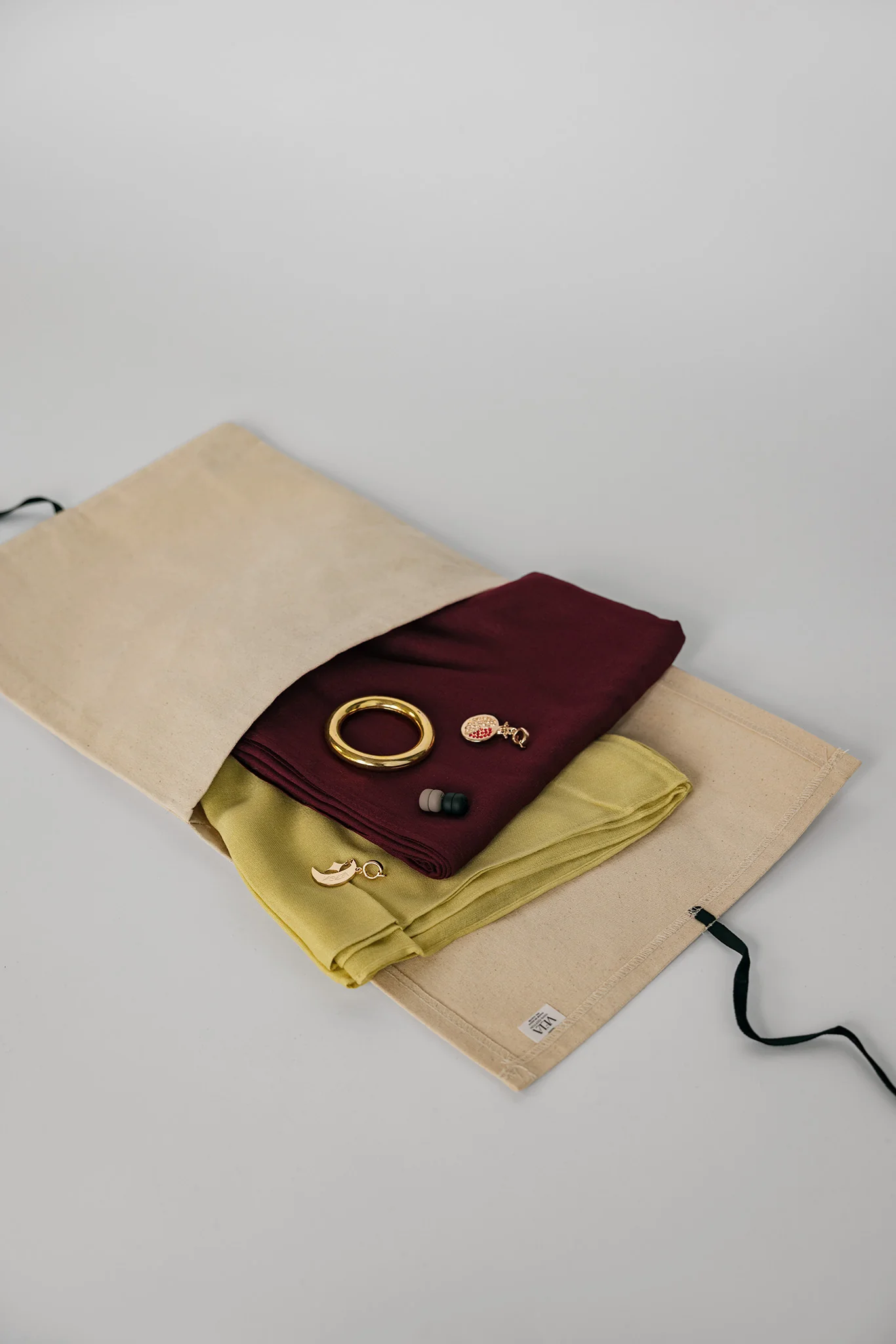 The VELA Pouch - Image 5