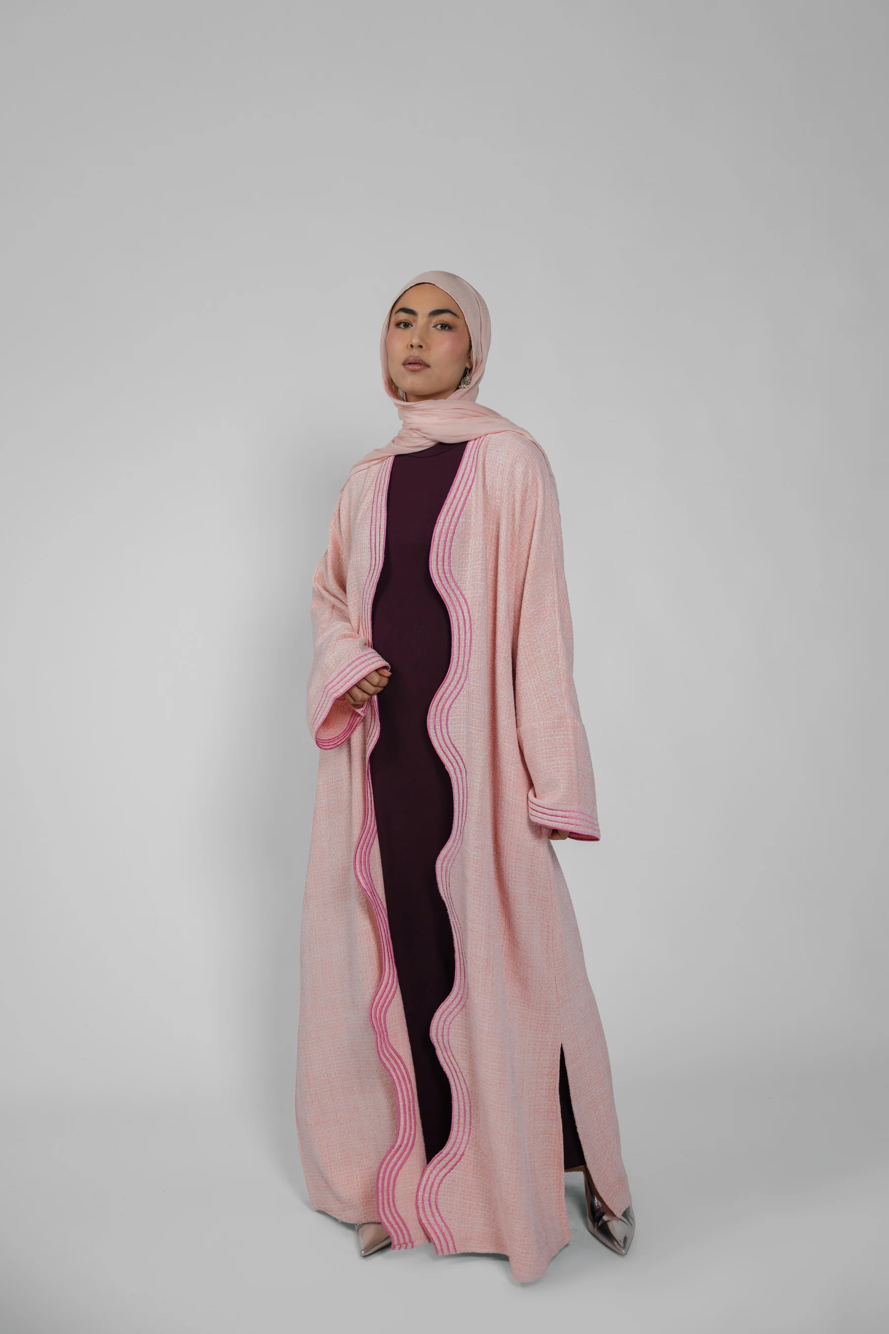 Tweed Curve Abaya Pink - Image 3