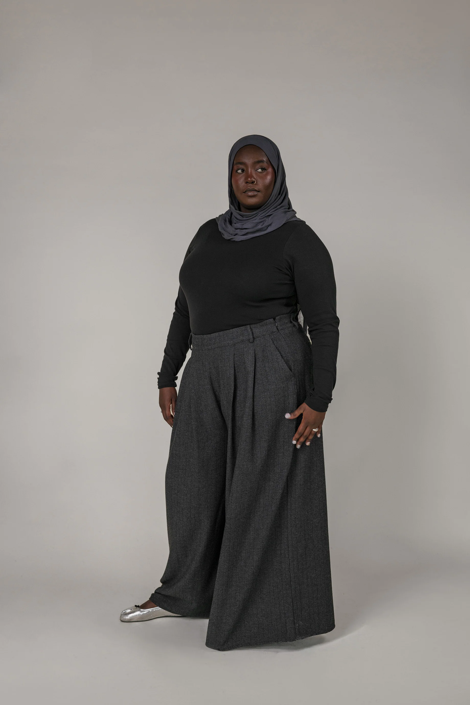 Herringbone Palazzo Pant Charcoal - Image 7