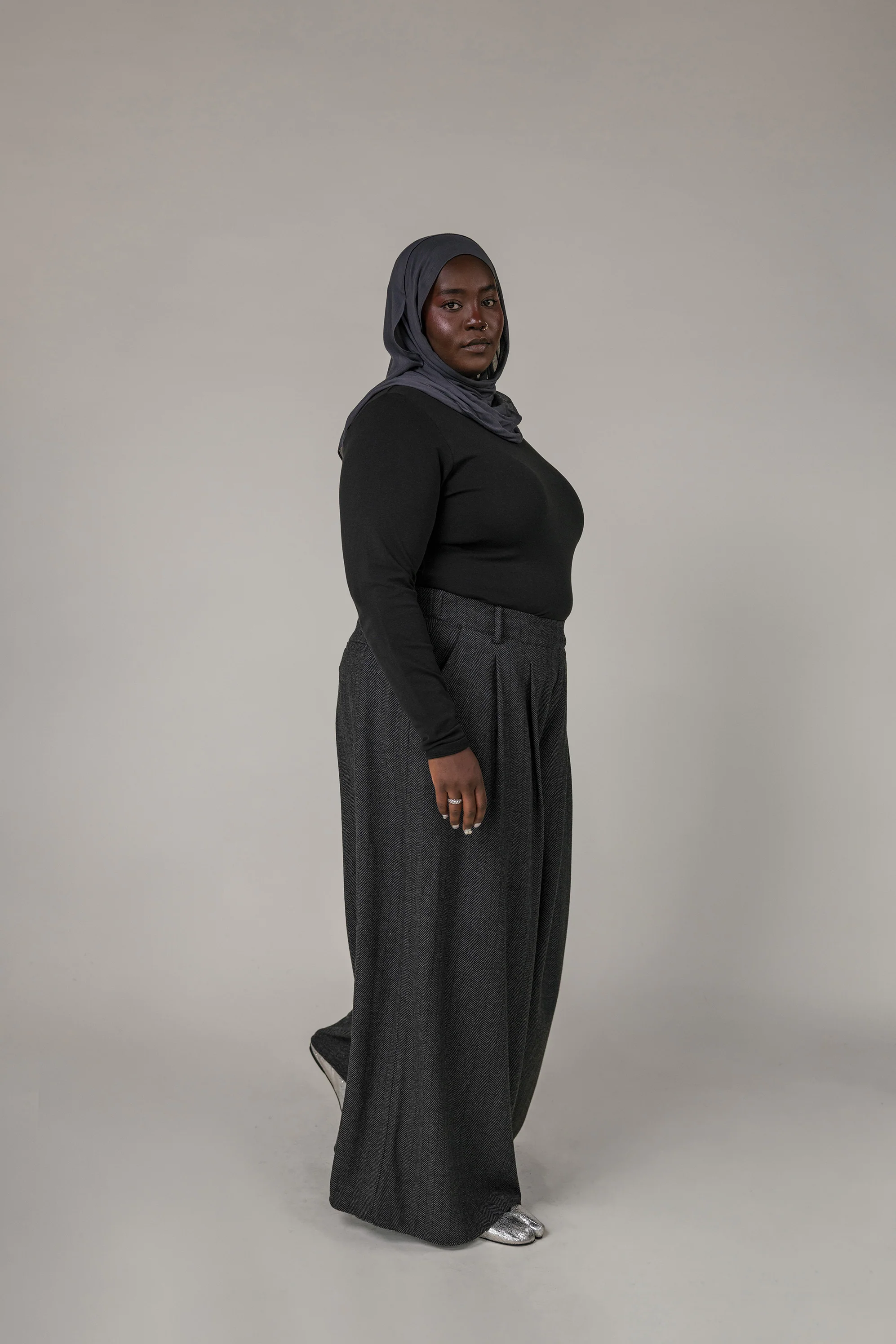 Herringbone Palazzo Pant Charcoal - Image 8