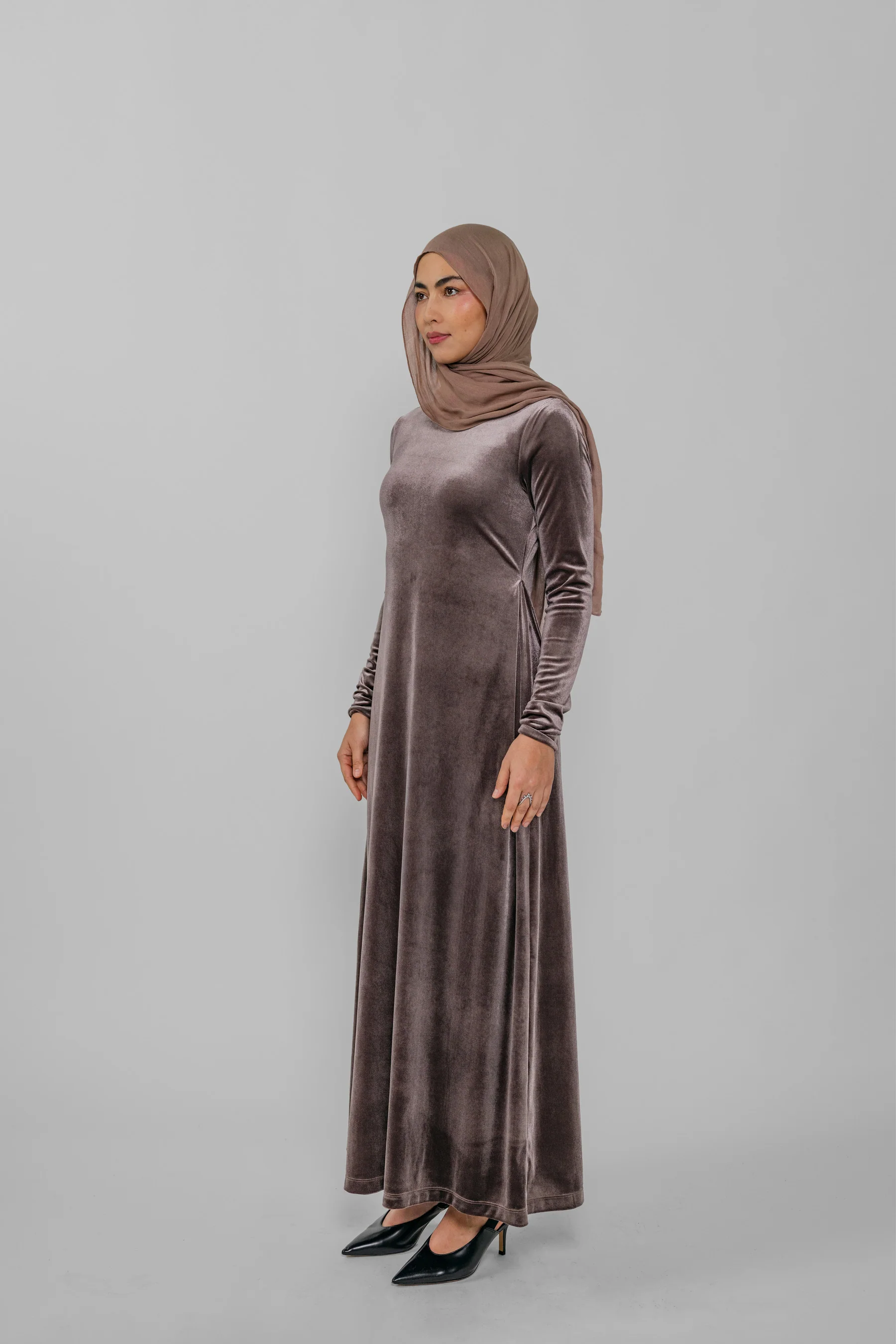 Velvet Dress Mink - Image 5