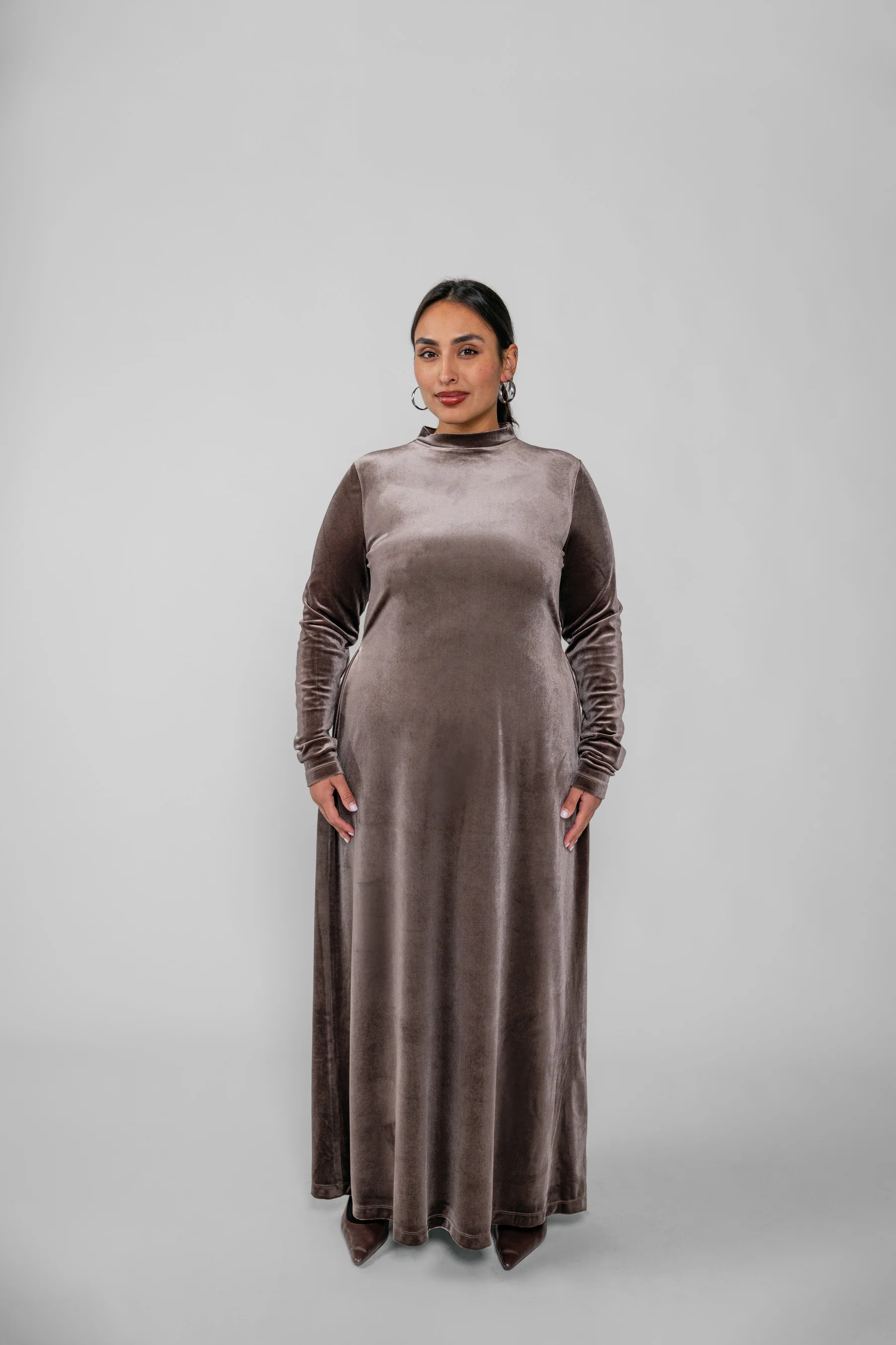 Velvet Dress Mink - Image 9
